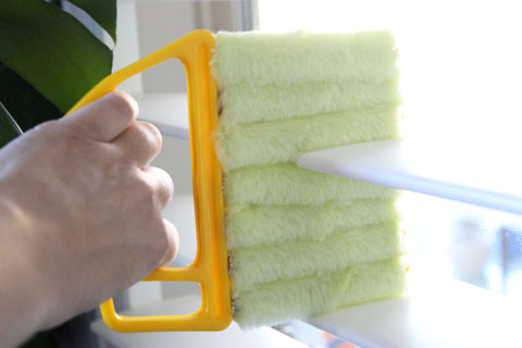 Vertical Window Blinds Brush Cleaner